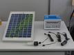 10 Watt Photovoltaikset
10 Watt PV und 12 Ah Bleigelakku erhöhen den Preis der Komplettanlage auf 250.-EUR. Damit kann man schon bei Sonnenschein 2 bis 3 Stunden pro Tag ein Notebook betreiben.
