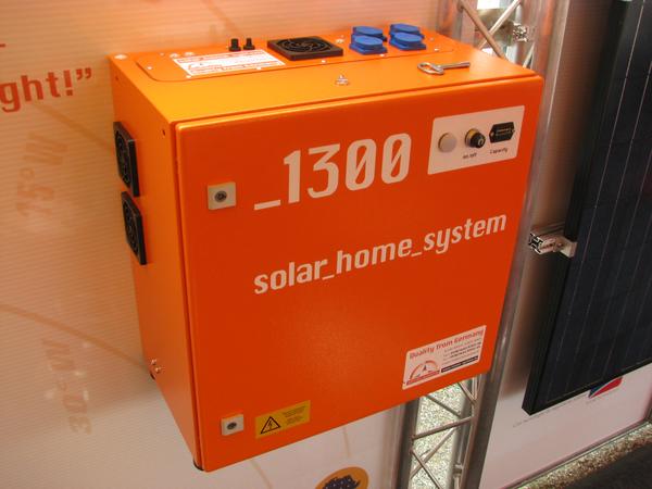 Solar home system with 1300 Watt
2 * 80 Watt photovoltaic and 2 * 100 Ah batteries can produce by an inverter up to 1300 Watt 230 Volt AC. This is like to have on a camp ground a 6 A fuse.