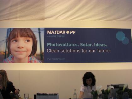 Masdar photovoltaic
At the Masdar project, they do not order for the future town photovoltaic modules, but photovoltaic factories. Applied materials delivers the production equipment.